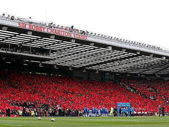 Manchester United unveil "...